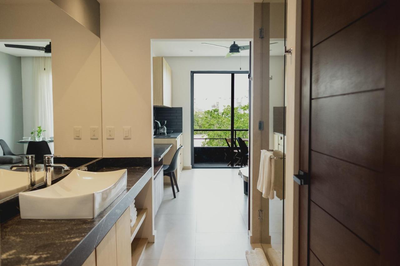 Phantom Suites Плая-дель-Кармен Экстерьер фото